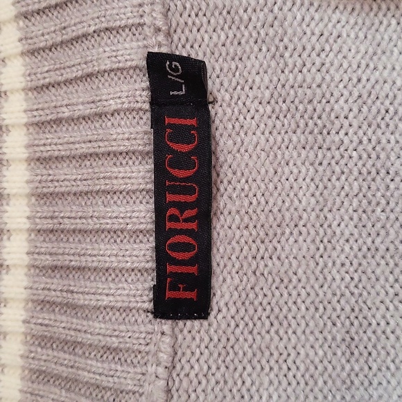 FIORUCCI sweater size large - Picture 5 of 7